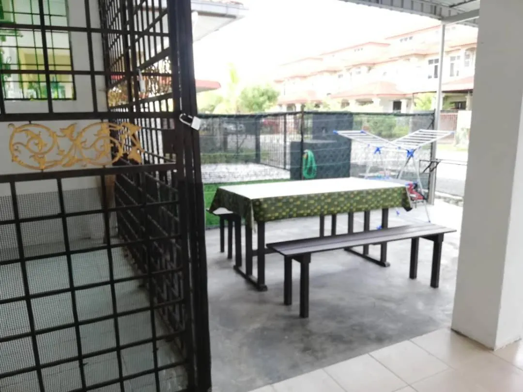Holiday home D'Haja 17 Klia Sepang With 2 Airconds & Wi-Fi Villa Banting